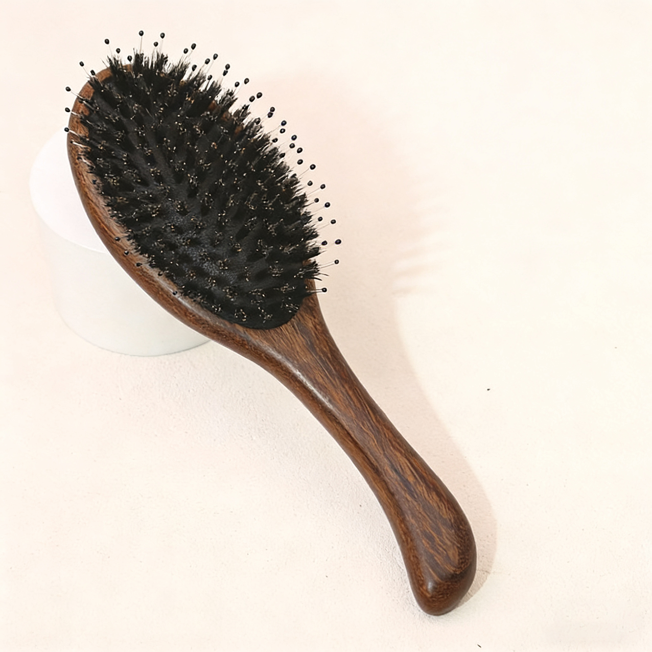 Custom Logo Oval Hair Brush Natural Walnut Wood Boar Bristle for Women Men Kids to Enhance Shine - 图片 3